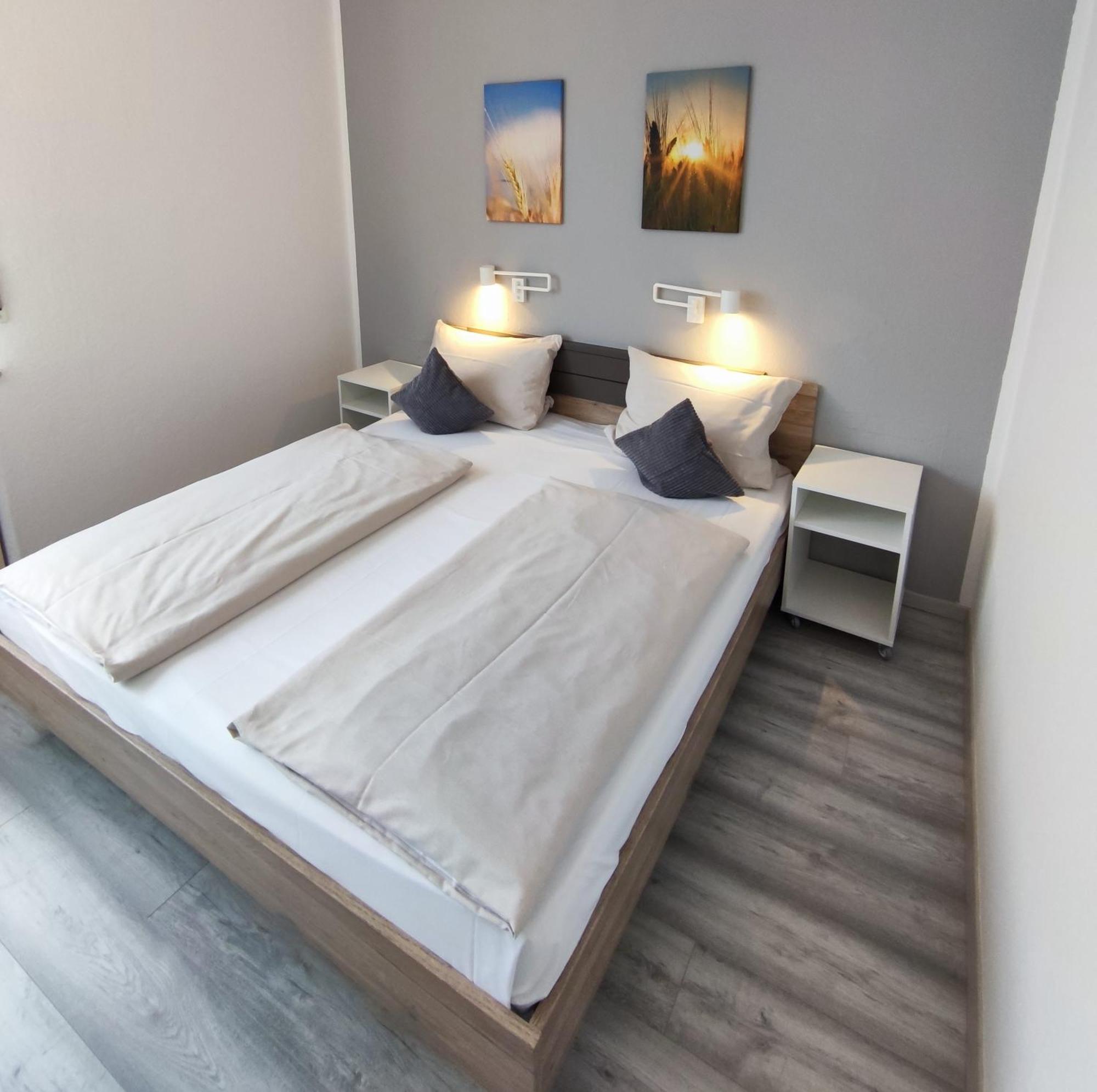 Gaestehaus Am Bahnhof, Self-Check-In Фехта Экстерьер фото